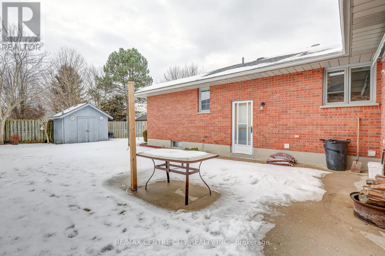 95 Dufferin Street, Aylmer, ON - Outdoor With Exterior