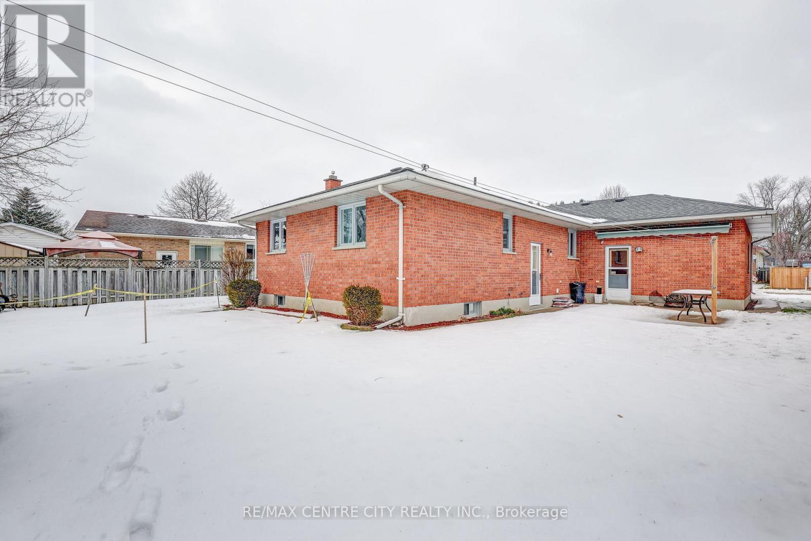 95 Dufferin Street, Aylmer, ON - Outdoor With Exterior