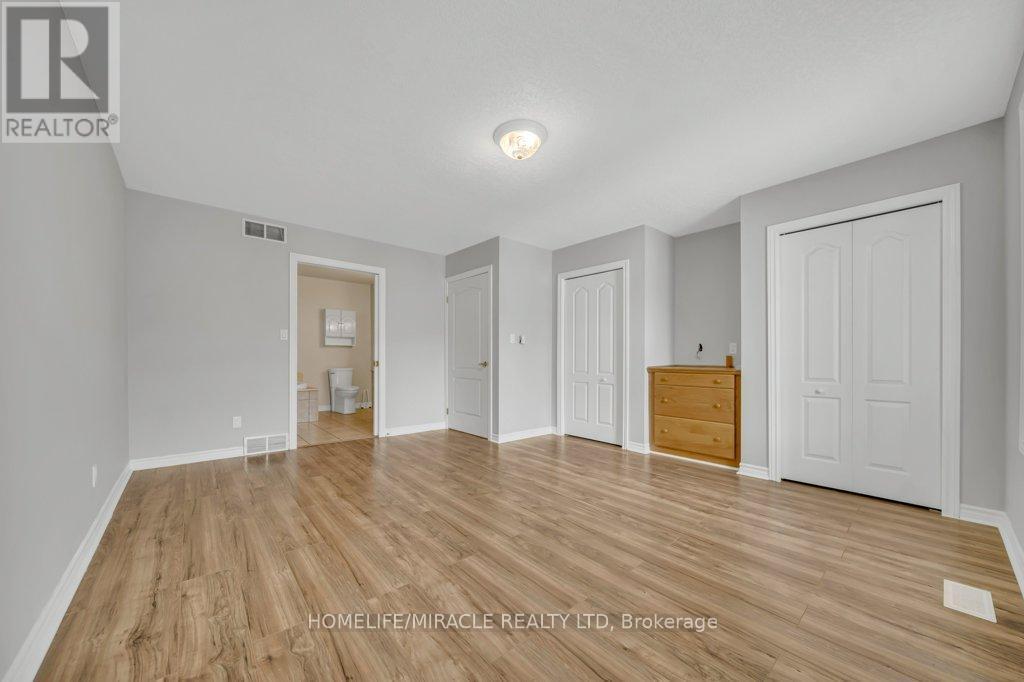 114 Glencliffe Court, Kitchener, ON - Indoor Photo Showing Other Room
