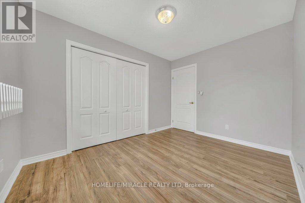 114 Glencliffe Court, Kitchener, ON - Indoor Photo Showing Other Room