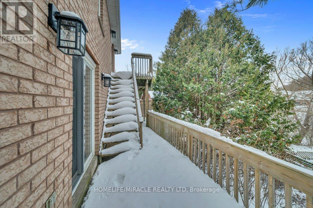 114 Glencliffe Court, Kitchener, ON - Outdoor