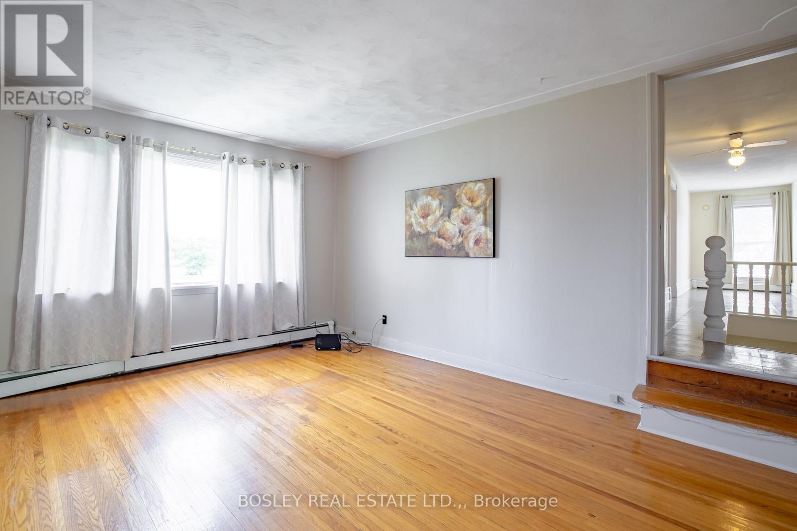 Upstairs living rm/family rm. - 1609 Eighth Avenue, St. Catharines (Rural Eighth), ON - Indoor Photo Showing Other Room