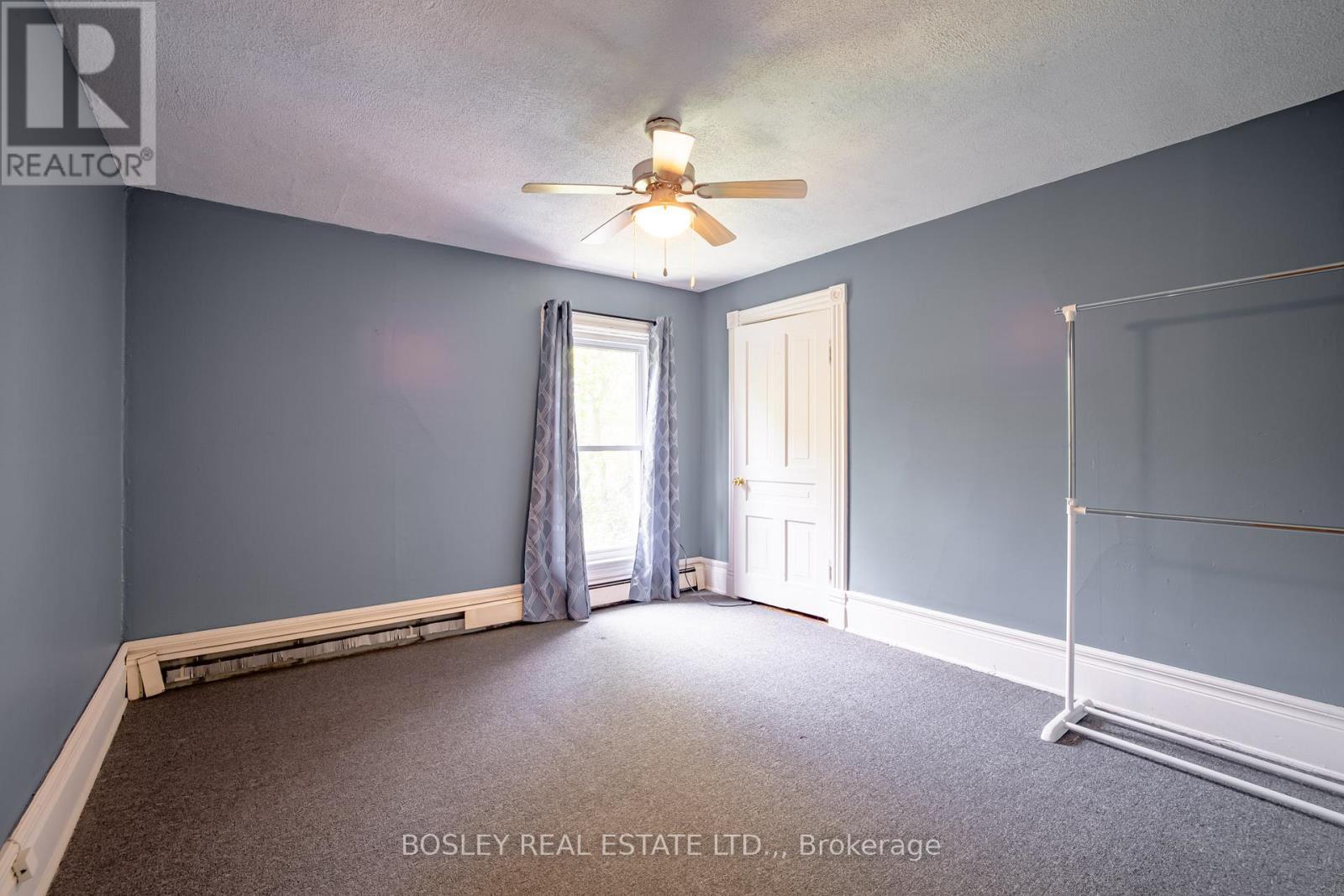 Bedroom 4 - 1609 Eighth Avenue, St. Catharines (Rural Eighth), ON - Indoor Photo Showing Other Room