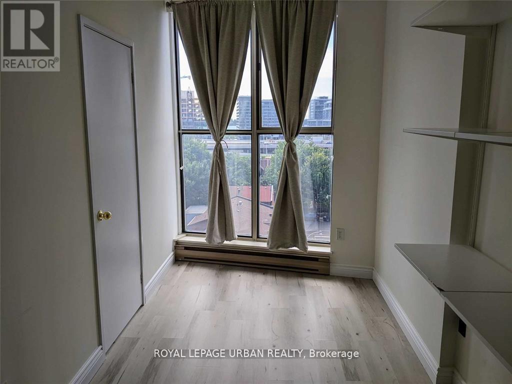 918 - 65 Scadding Avenue, Toronto, ON - Indoor Photo Showing Other Room