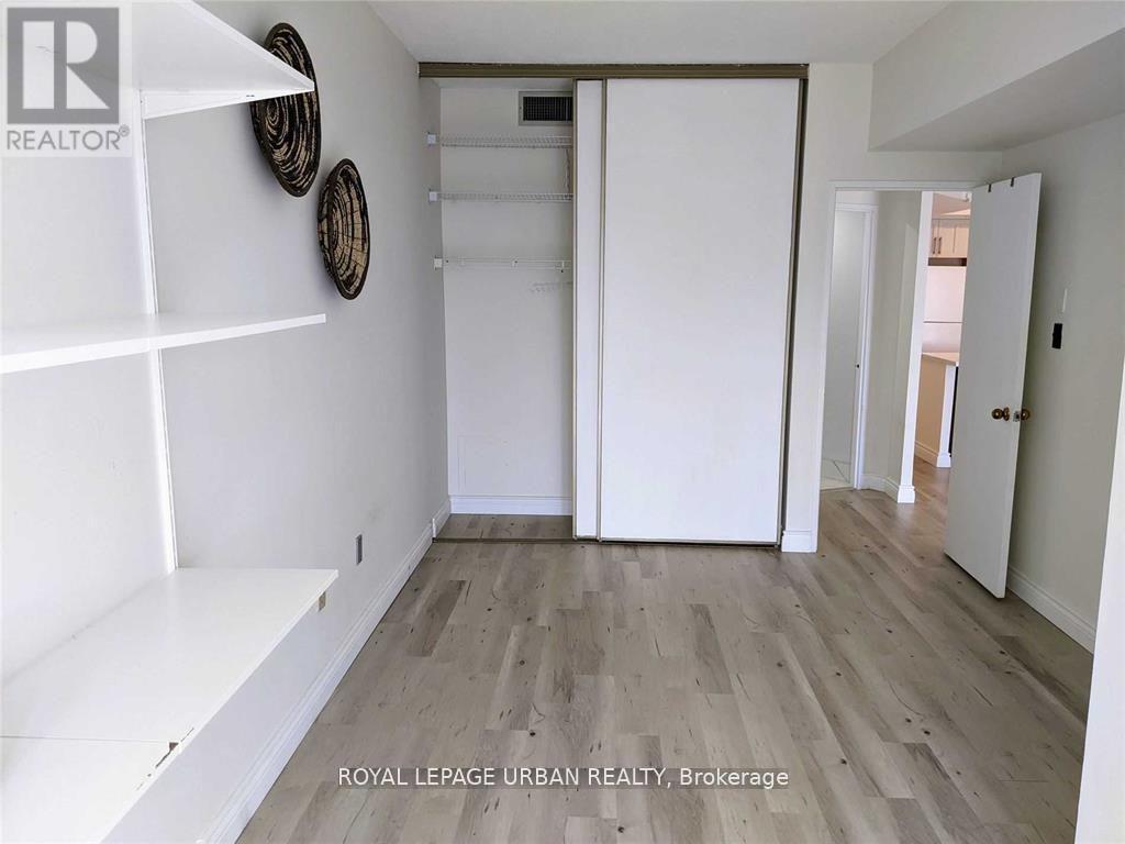 918 - 65 Scadding Avenue, Toronto, ON - Indoor Photo Showing Other Room