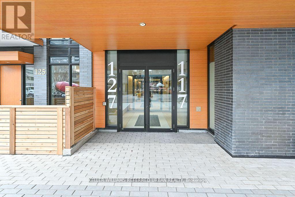 S807 - 127 Broadway Avenue, Toronto, ON - Outdoor With Exterior