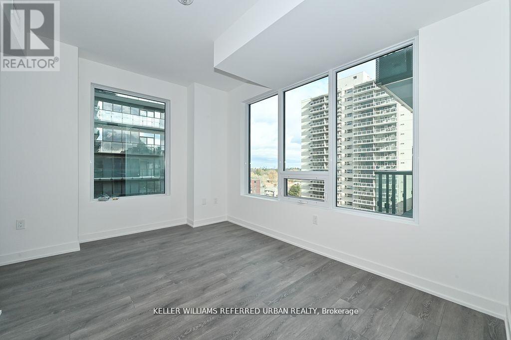 S807 - 127 Broadway Avenue, Toronto, ON - Indoor Photo Showing Other Room