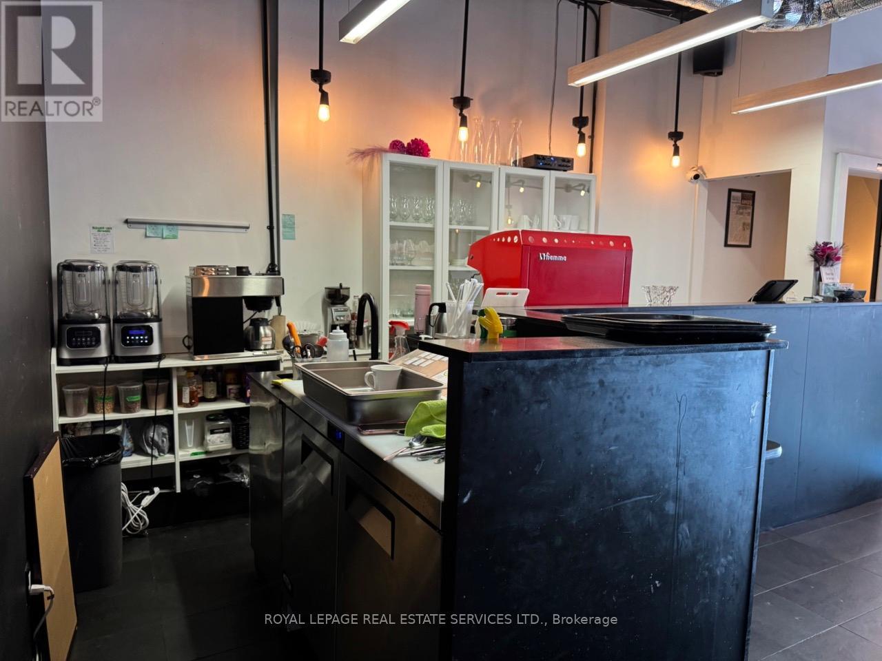 2014 Queen Street E, Toronto, ON