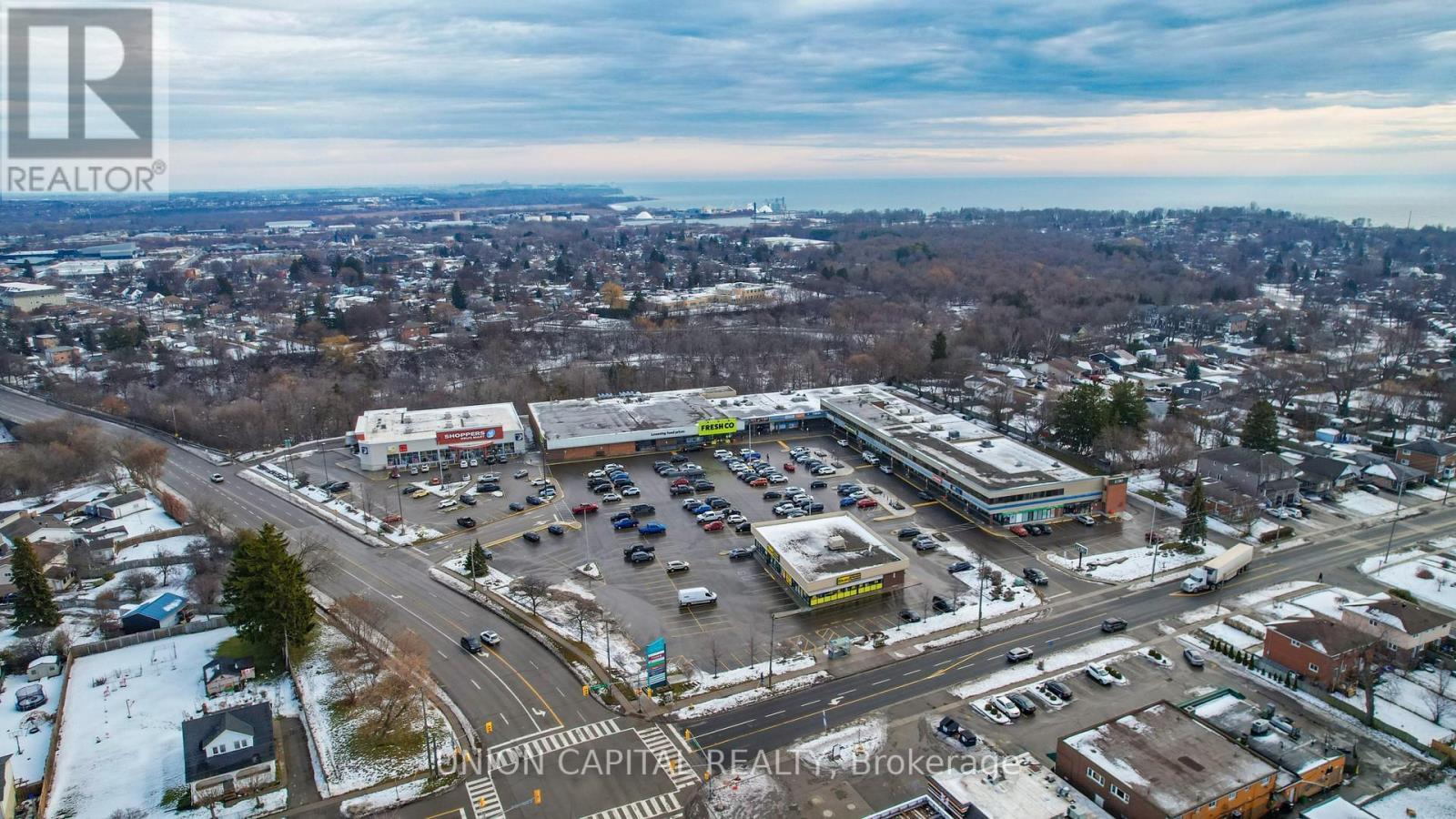 376 Calvert Court, Oshawa, ON - Outdoor With View
