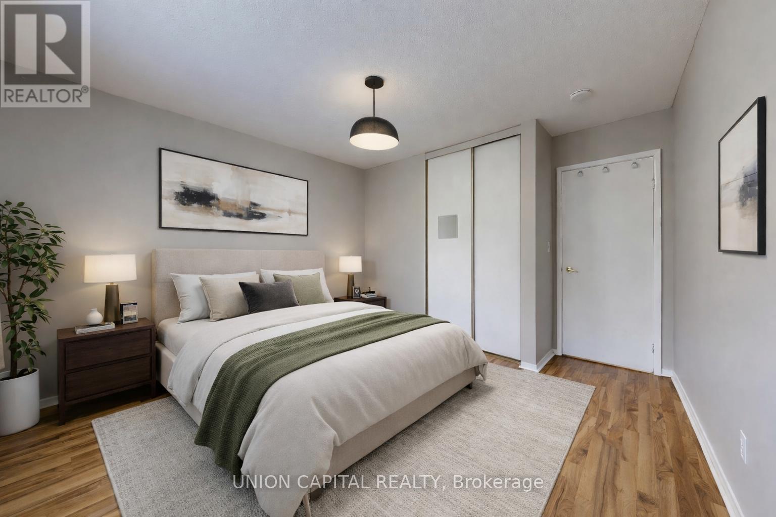 376 Calvert Court, Oshawa, ON - Indoor Photo Showing Bedroom