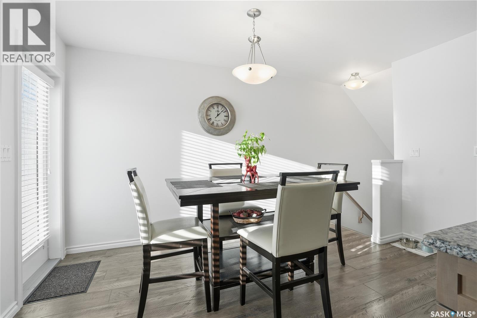 347 Palliser Way, Saskatoon, SK - Indoor Photo Showing Dining Room