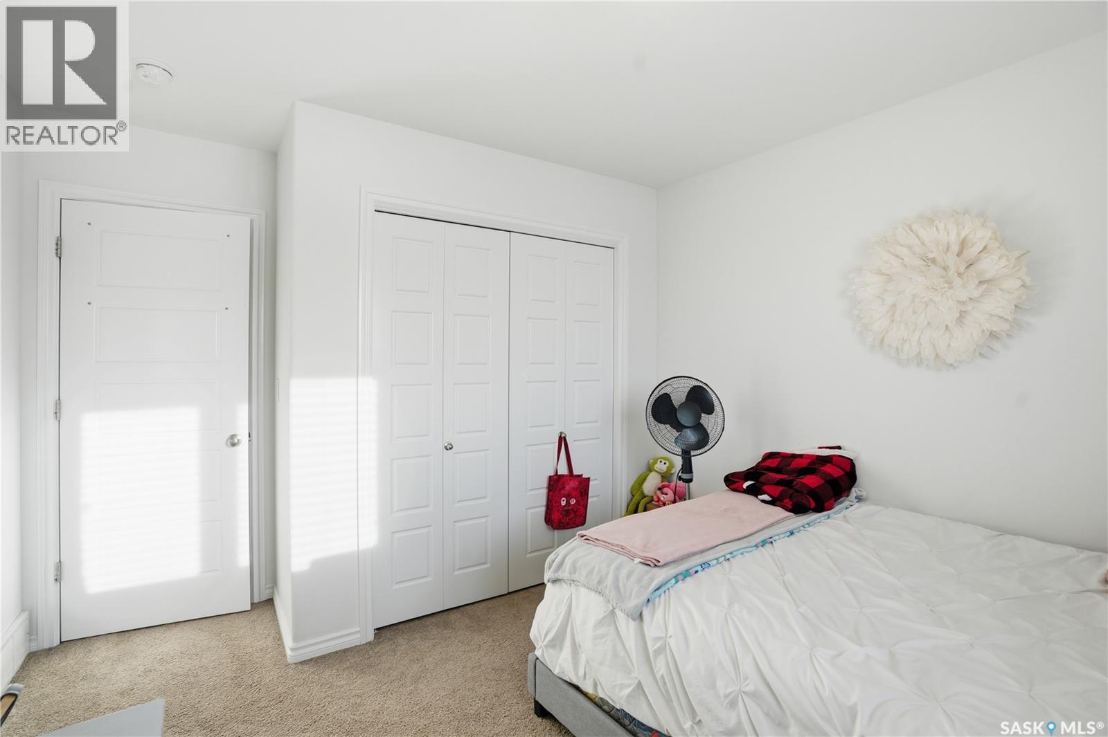 347 Palliser Way, Saskatoon, SK - Indoor Photo Showing Bedroom