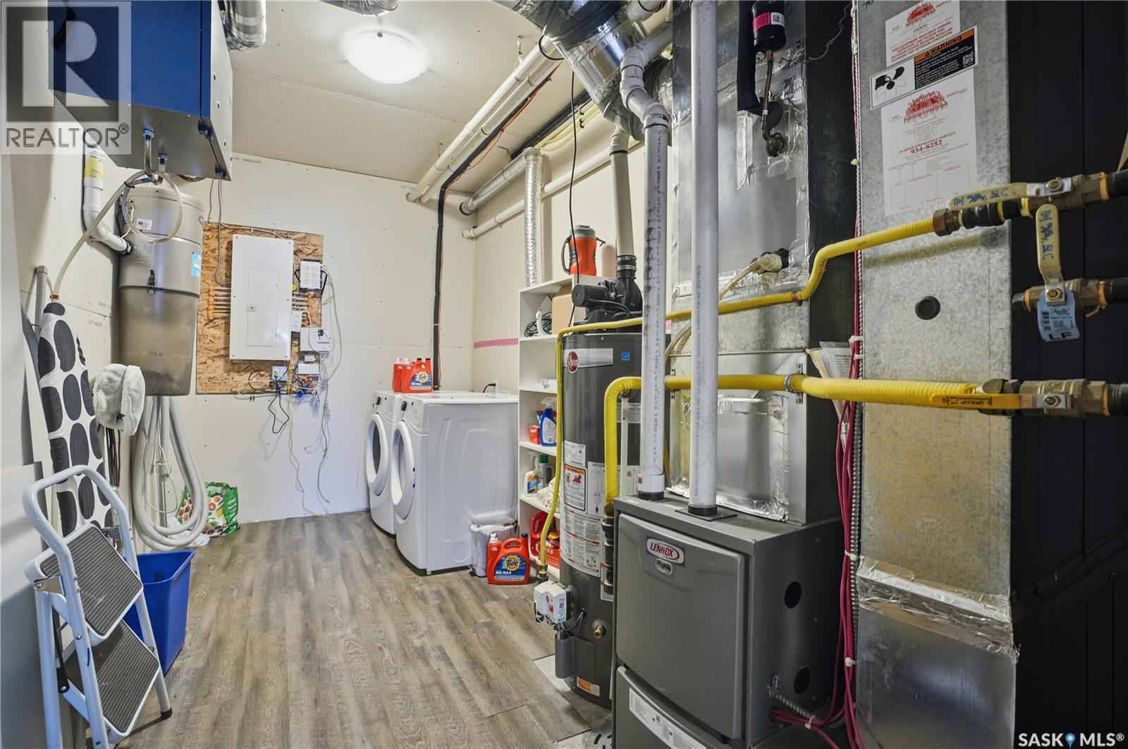 347 Palliser Way, Saskatoon, SK - Indoor Photo Showing Basement