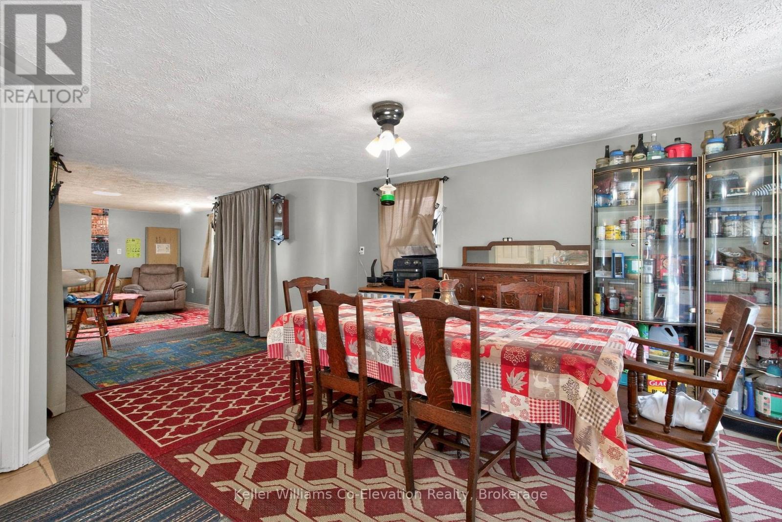 332 Wardell Street, Tay (Port Mcnicoll), ON - Indoor Photo Showing Dining Room