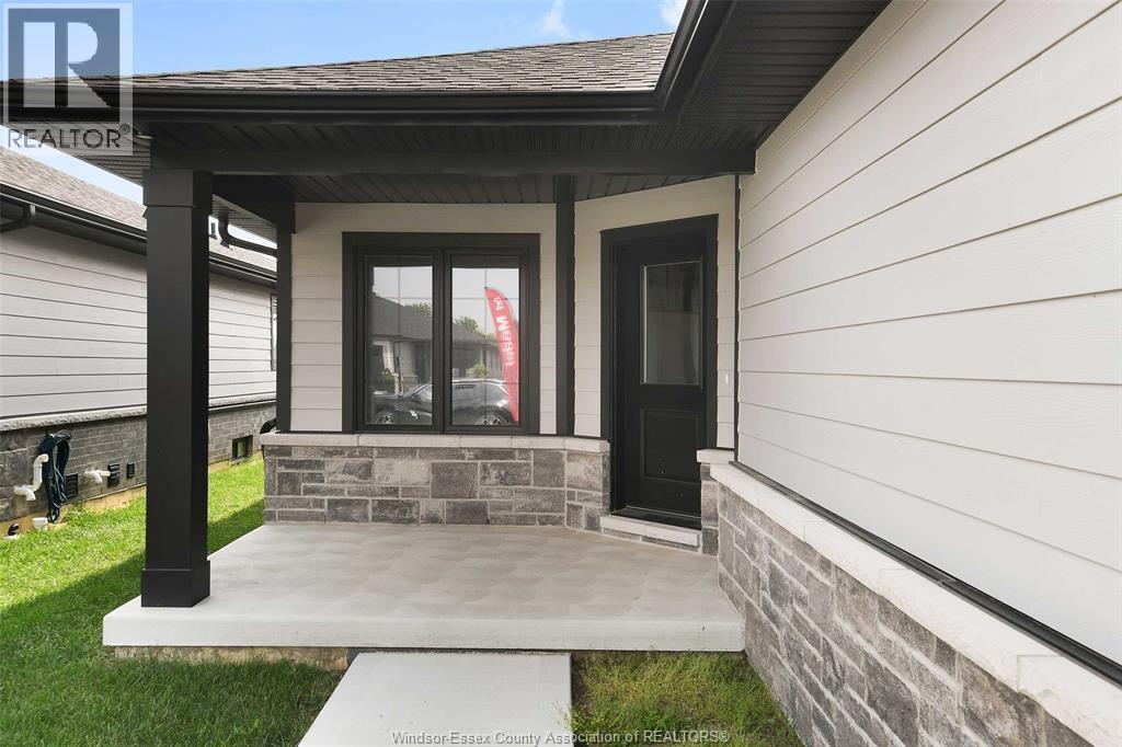 64 Jewel Street, Harrow, ON - Outdoor With Exterior