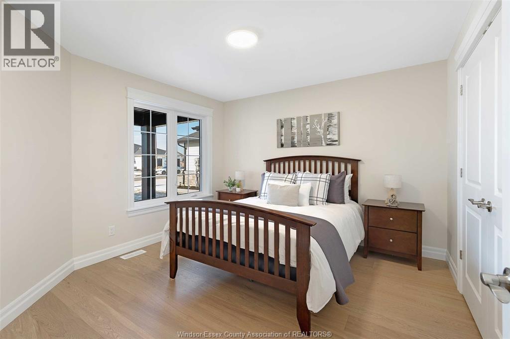 64 Jewel Street, Harrow, ON - Indoor Photo Showing Bedroom