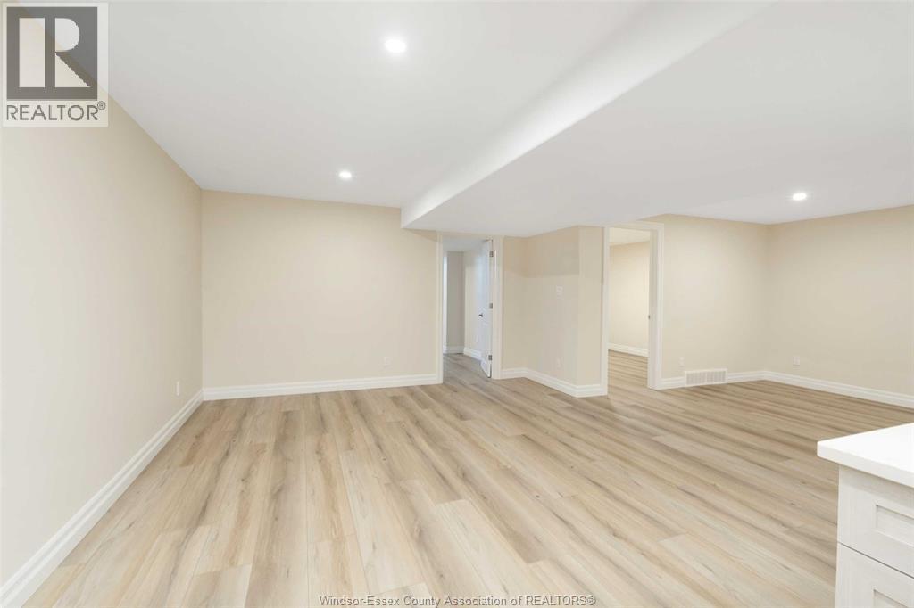 64 Jewel Street, Harrow, ON - Indoor