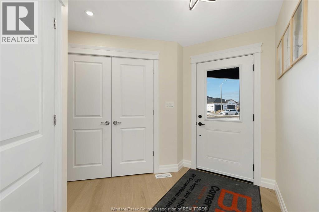 64 Jewel Street, Harrow, ON - Indoor Photo Showing Other Room