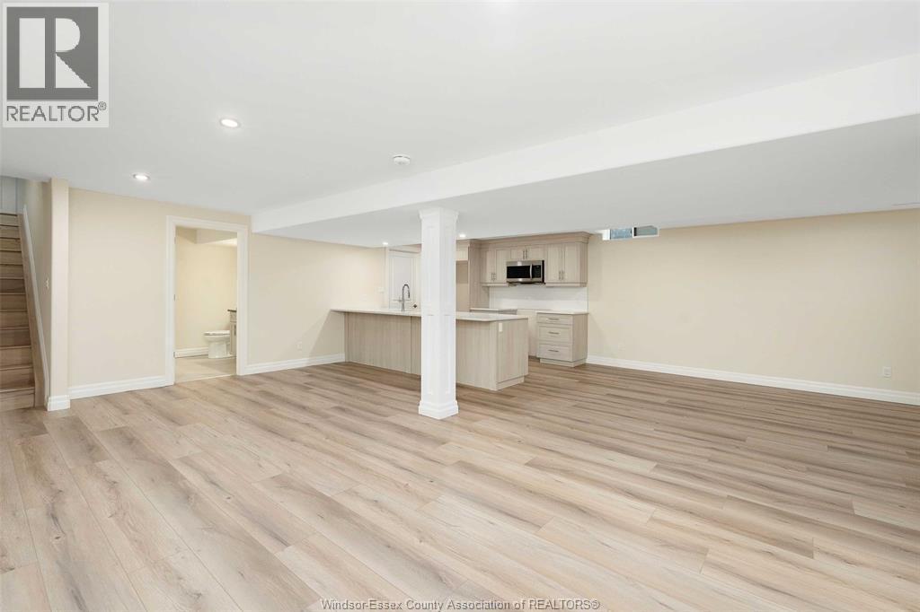 64 Jewel Street, Harrow, ON - Indoor