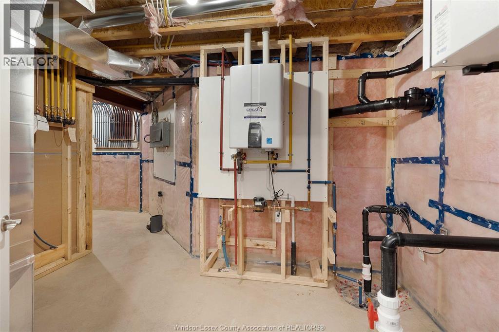 64 Jewel Street, Harrow, ON - Indoor Photo Showing Basement