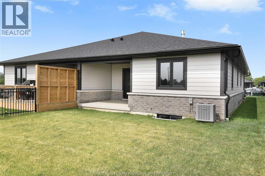 64 Jewel Street, Harrow, ON - Outdoor With Exterior