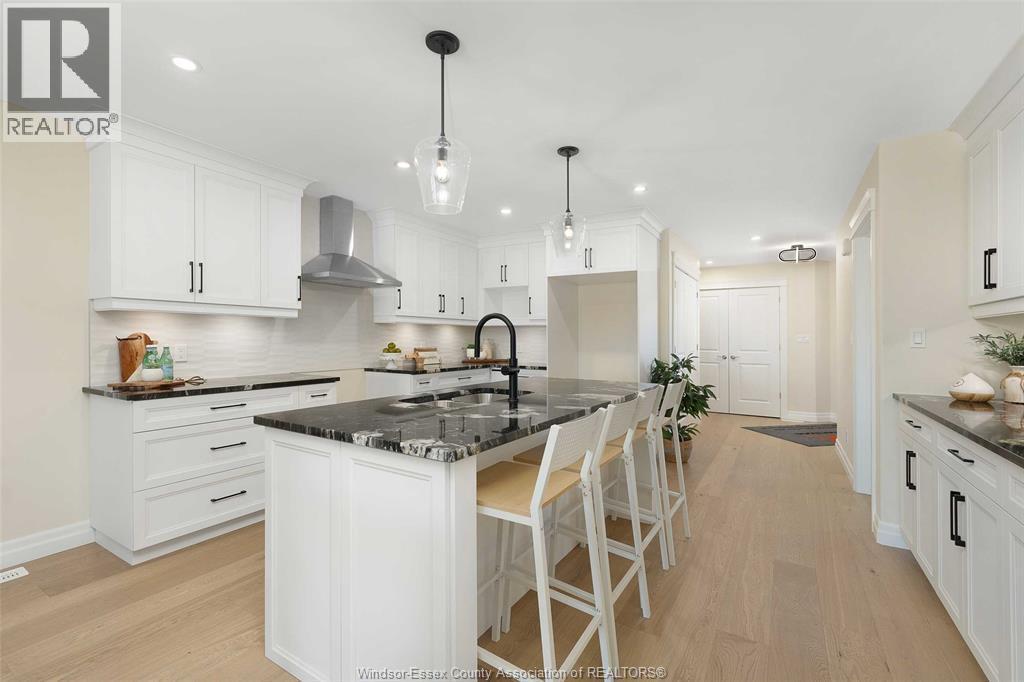 64 Jewel Street, Harrow, ON - Indoor Photo Showing Kitchen With Upgraded Kitchen