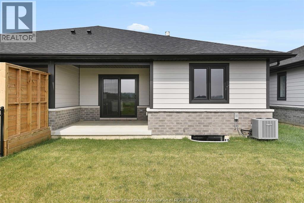 64 Jewel Street, Harrow, ON - Outdoor With Exterior