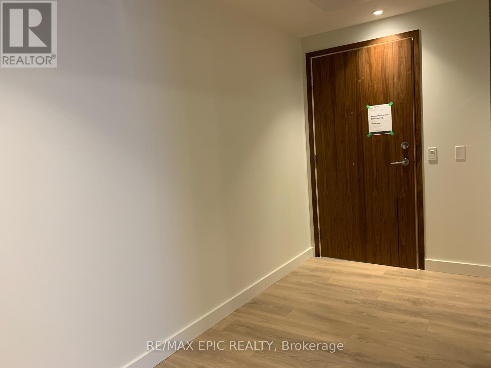 1815 - 85 Mcmahon Drive, Toronto, ON - Indoor Photo Showing Other Room