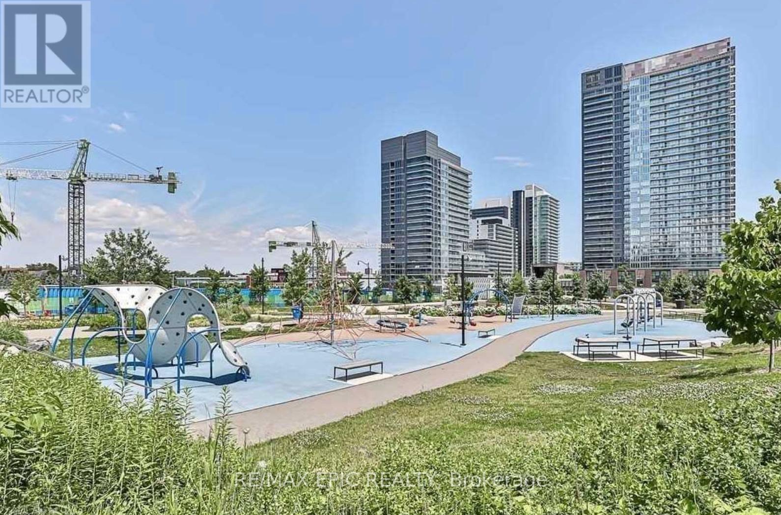 1815 - 85 Mcmahon Drive, Toronto, ON - Outdoor