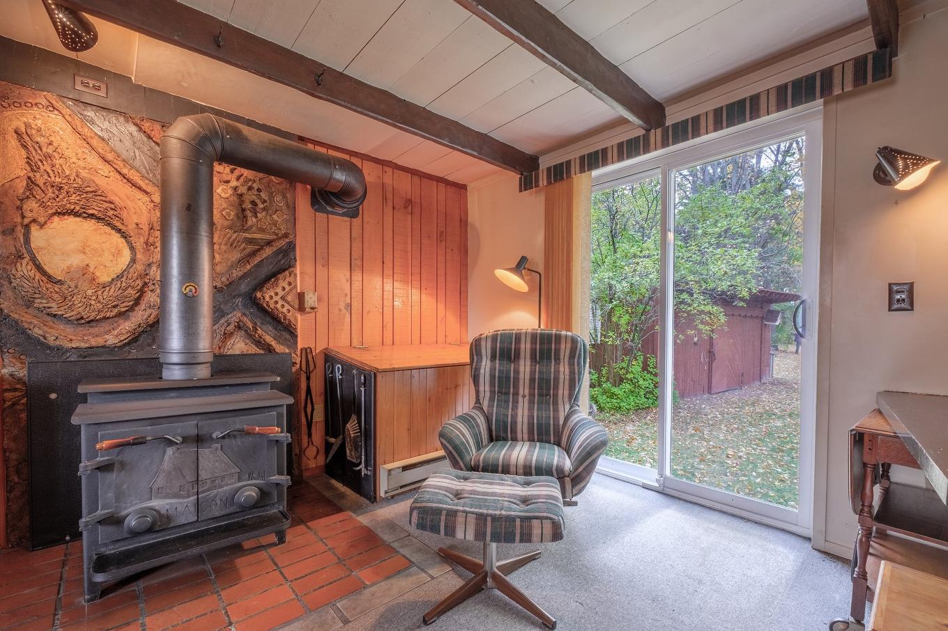 Boudoir - 8 Ch. Richelieu, Saint-Mathias-Sur-Richelieu, QC - Indoor