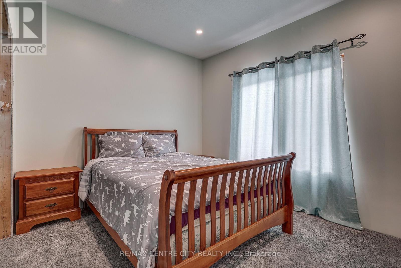 287 Highway 24 Road, Norfolk, ON - Indoor Photo Showing Bedroom