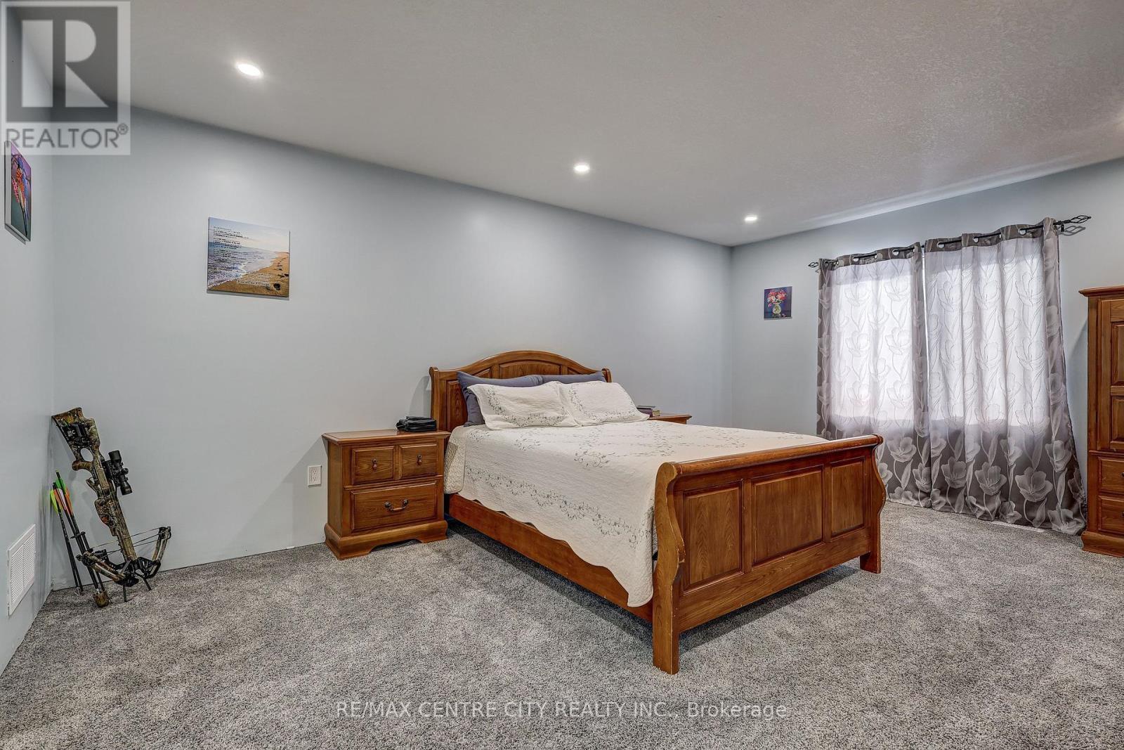 287 Highway 24 Road, Norfolk, ON - Indoor Photo Showing Bedroom
