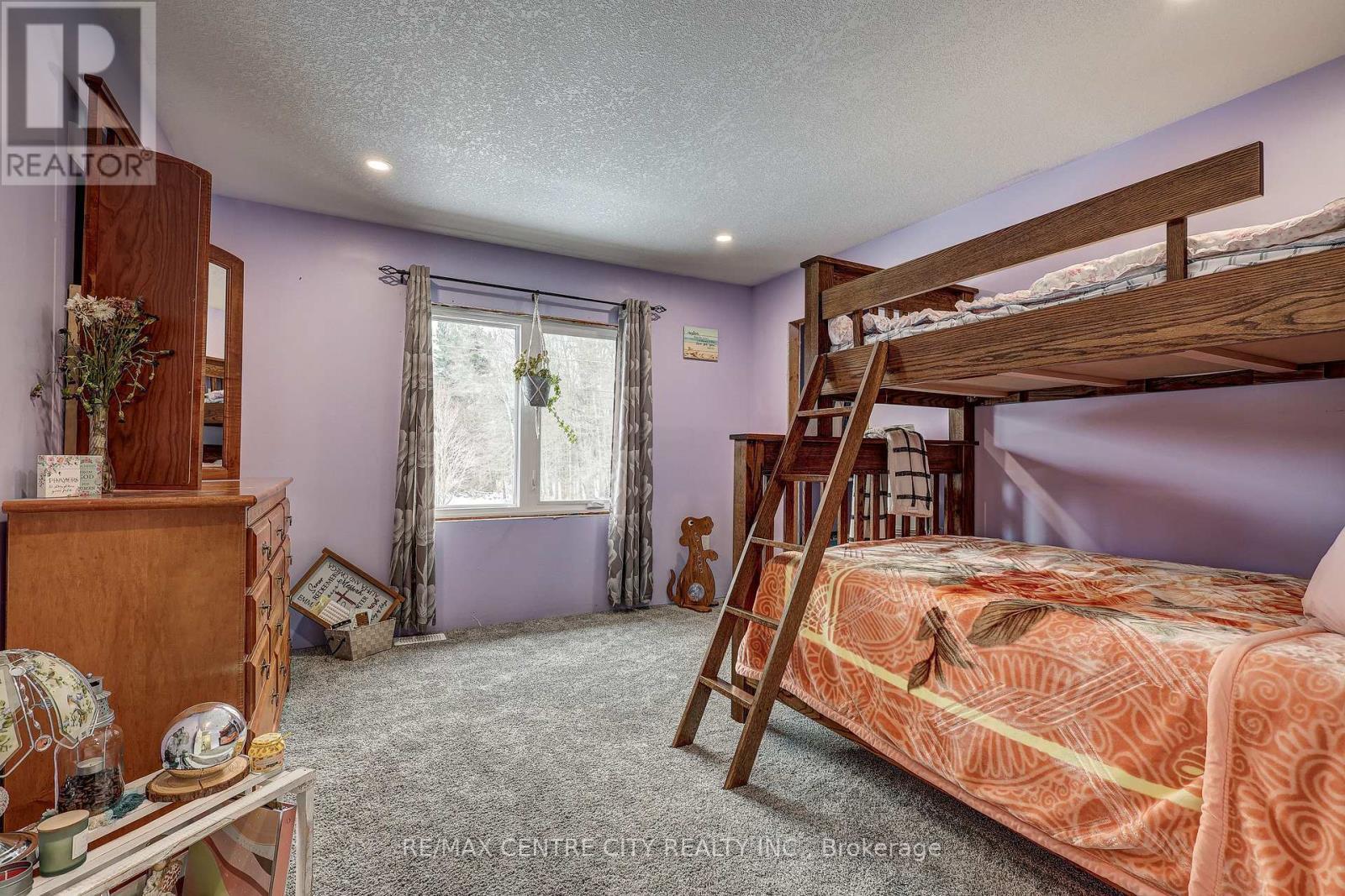 287 Highway 24 Road, Norfolk, ON - Indoor Photo Showing Bedroom