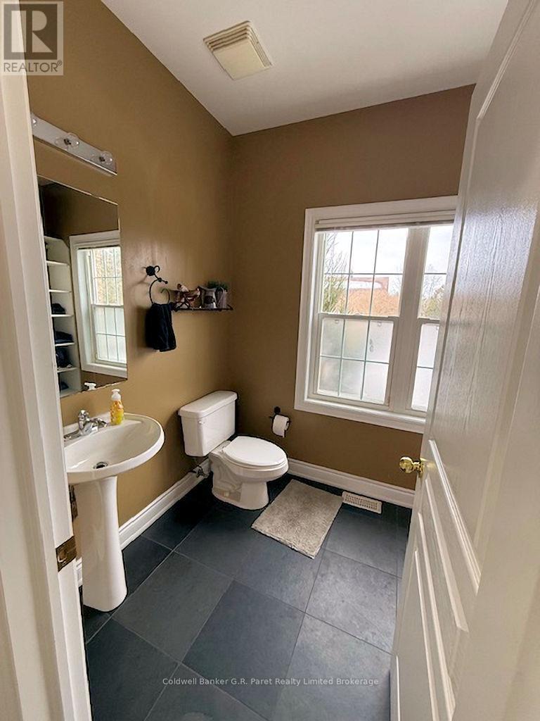 141 24 Highway E, Norfolk, ON