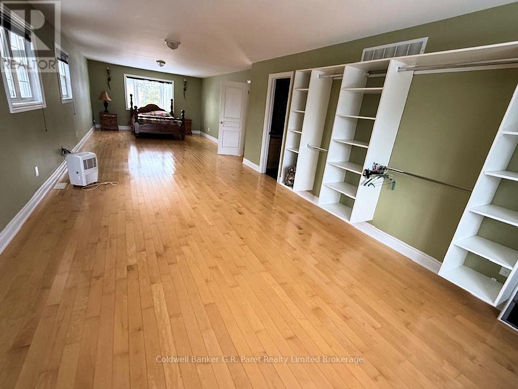 141 24 Highway E, Norfolk, ON