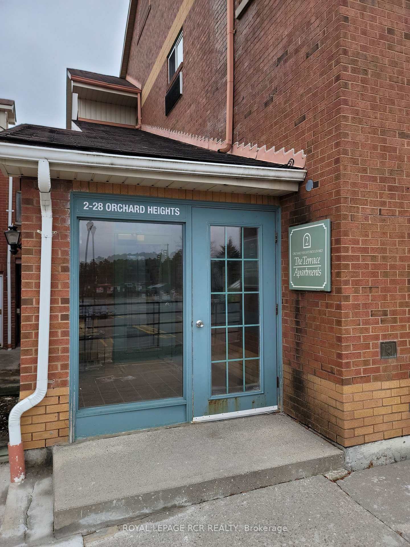 243-2 Orchard Heights Boulevard, Aurora, ON - Outdoor