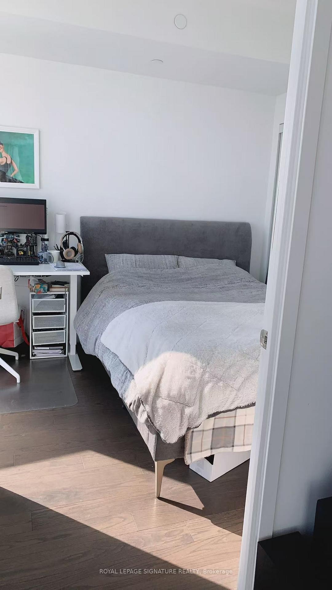 6109-100 Harbour Street, Toronto, ON - Indoor Photo Showing Bedroom