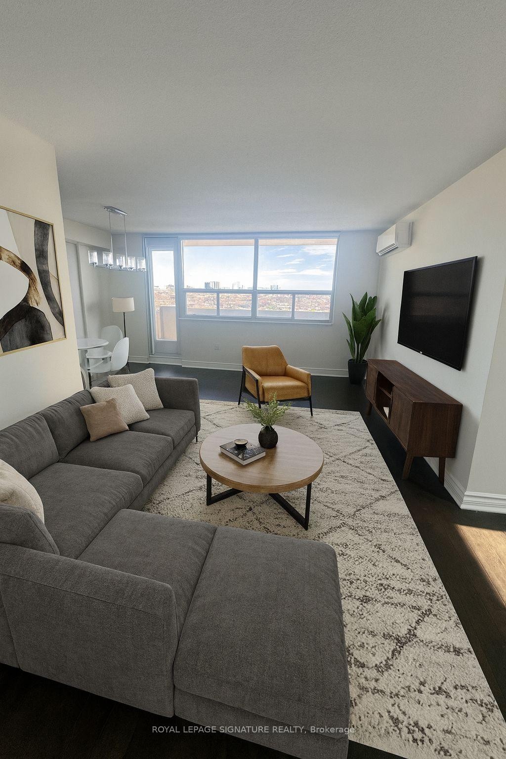 1702-40 Homewood Avenue, Toronto, ON - Indoor Photo Showing Living Room