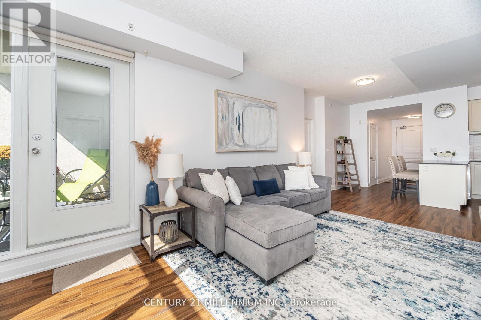 217 - 24 Woodstream Boulevard, Vaughan, ON - Indoor Photo Showing Living Room