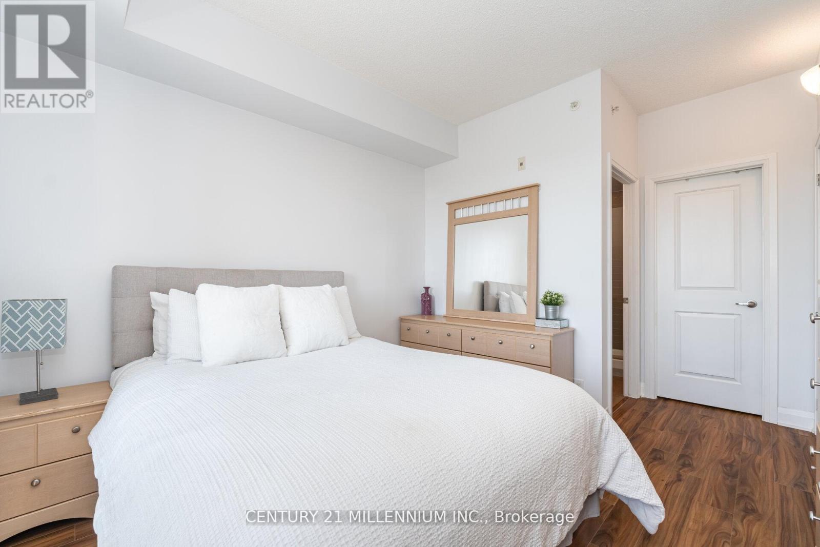 217 - 24 Woodstream Boulevard, Vaughan, ON - Indoor Photo Showing Bedroom