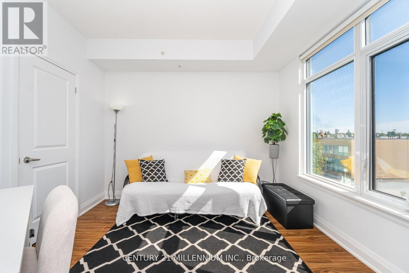 217 - 24 Woodstream Boulevard, Vaughan, ON - Indoor