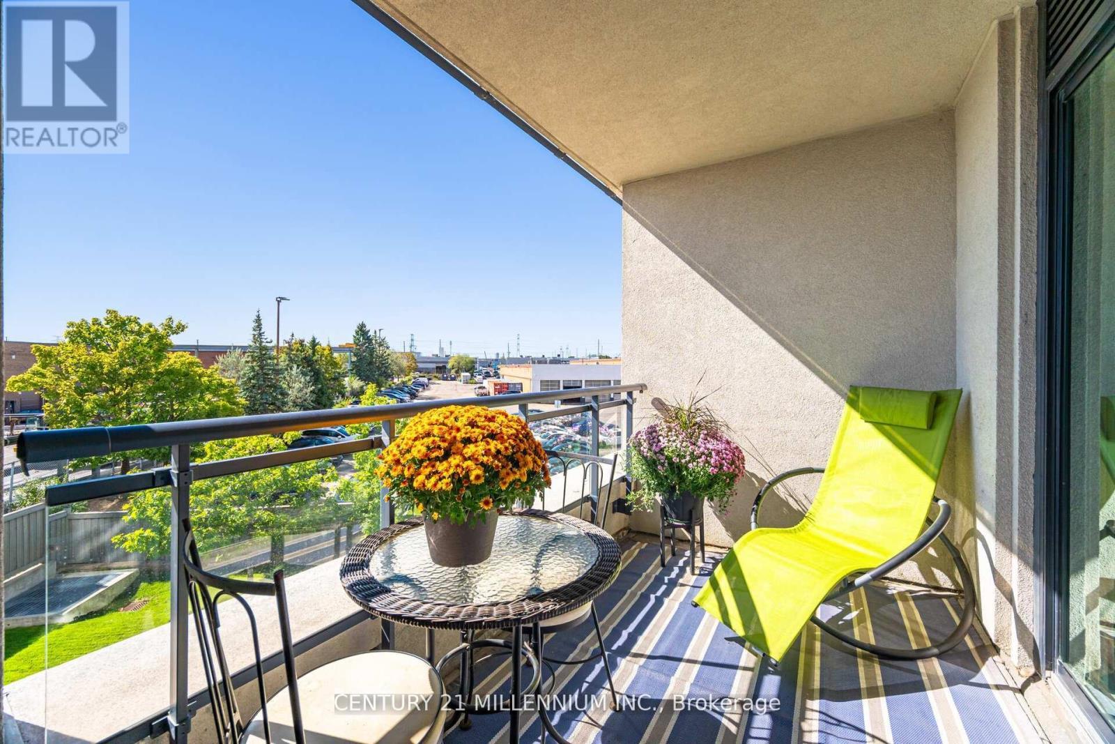 217 - 24 Woodstream Boulevard, Vaughan, ON - Outdoor With Balcony With Exterior