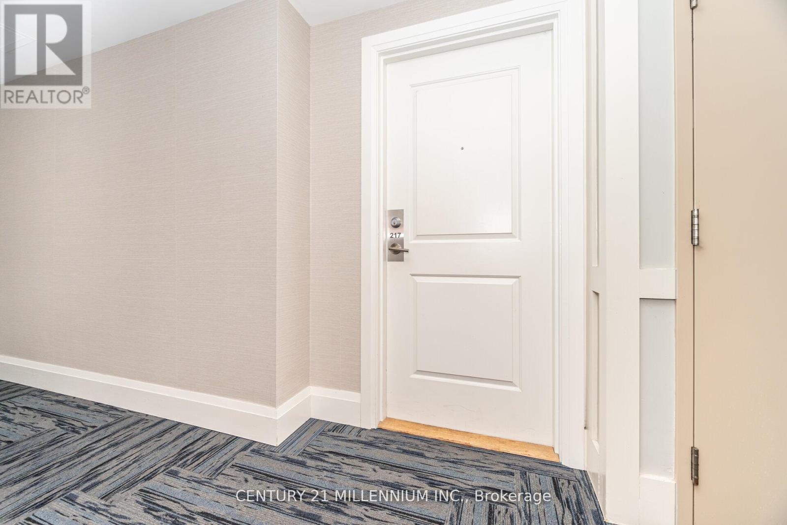 217 - 24 Woodstream Boulevard, Vaughan, ON - Indoor Photo Showing Other Room