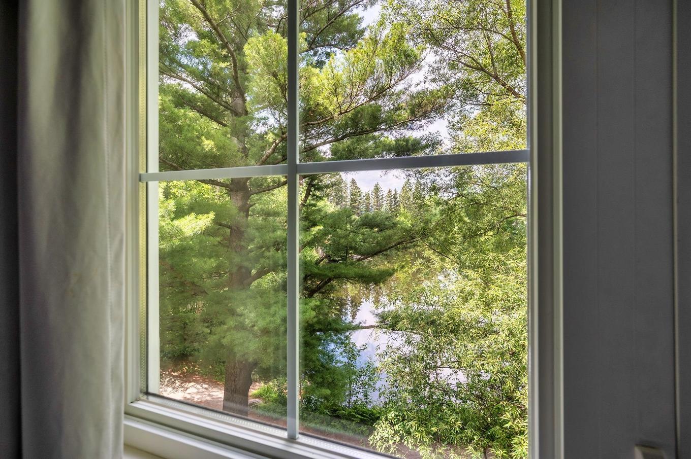 Vue - 231-232-160 Ch. Du Curé-Deslauriers, Mont-Tremblant, QC - Photo Showing Other Room