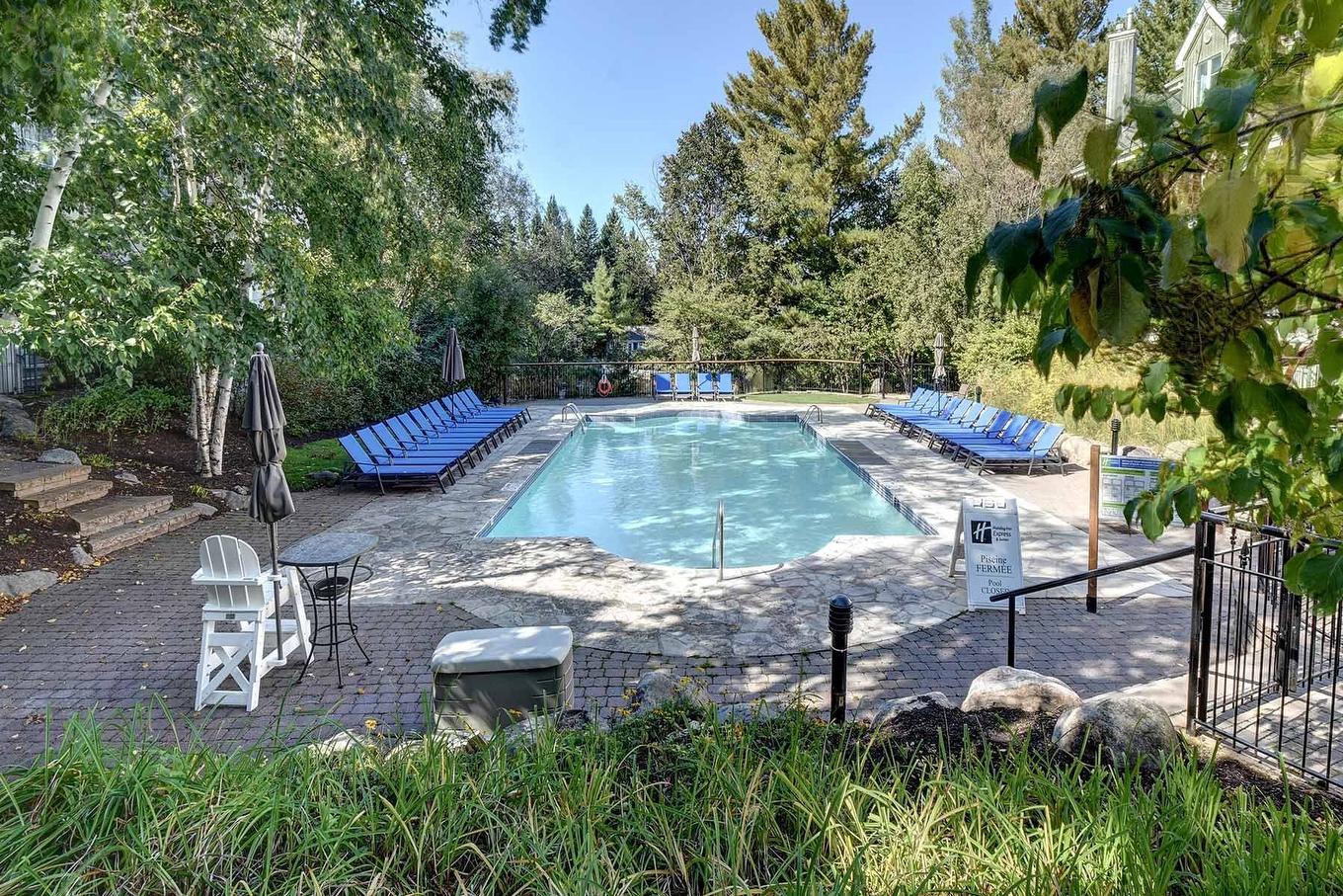 Piscine - 231-232-160 Ch. Du Curé-Deslauriers, Mont-Tremblant, QC - Outdoor With In Ground Pool