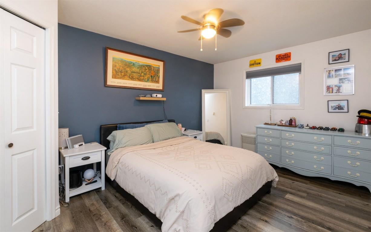 101-160 5 Avenue, Salmon Arm, BC - Indoor Photo Showing Bedroom