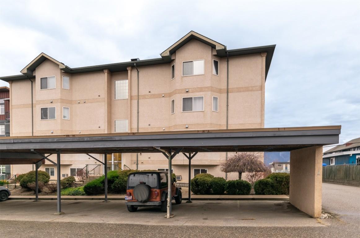 101-160 5 Avenue, Salmon Arm, BC - Outdoor