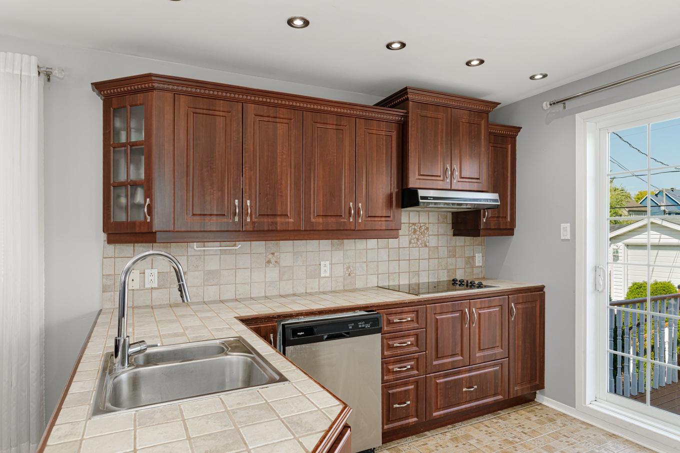 Kitchen - 3429 Rue De Toscane, Terrebonne (Terrebonne), QC - Indoor Photo Showing Kitchen With Double Sink