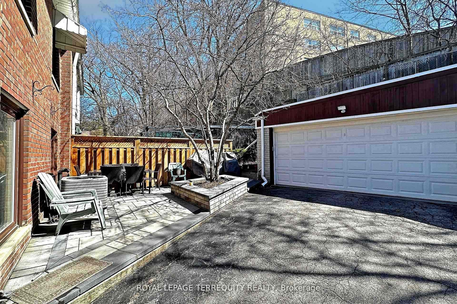 Main-29 Love Crescent, Toronto, ON