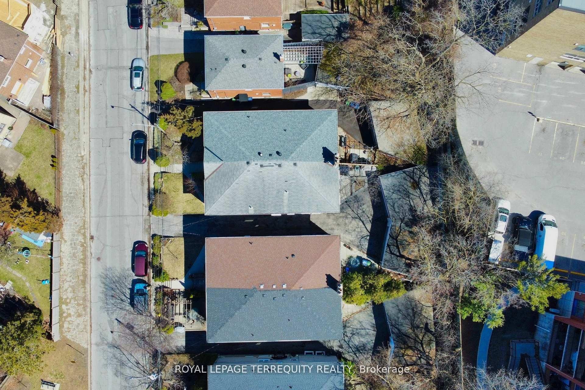 Main-29 Love Crescent, Toronto, ON